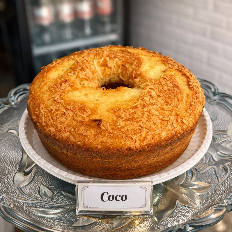 Coco, bolos caseiros da Clare Sabores