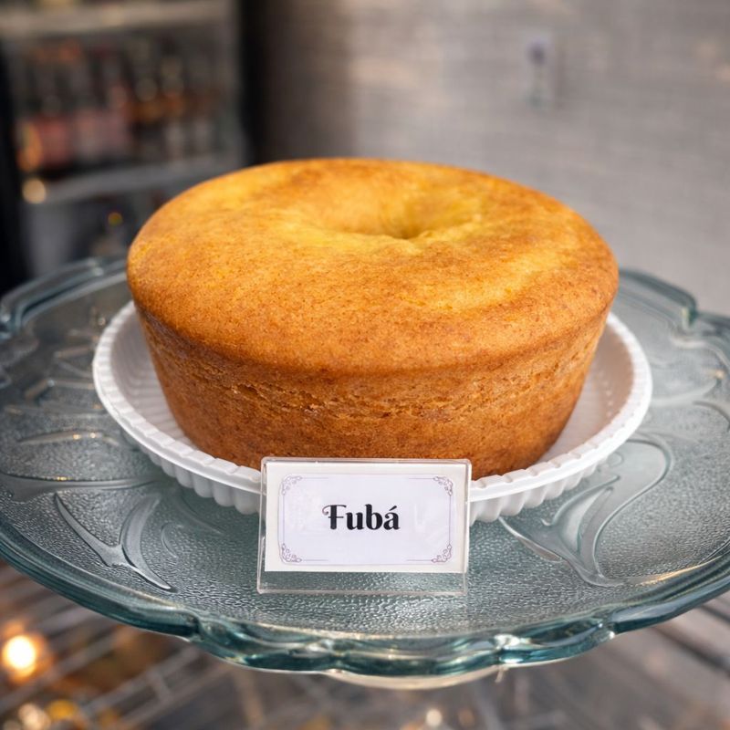 Fubá, bolos caseiros da Clare Sabores